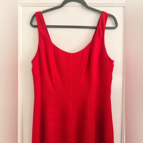 Vintage Slit Pleated Red Maxi Dress - Picture 3 of 10